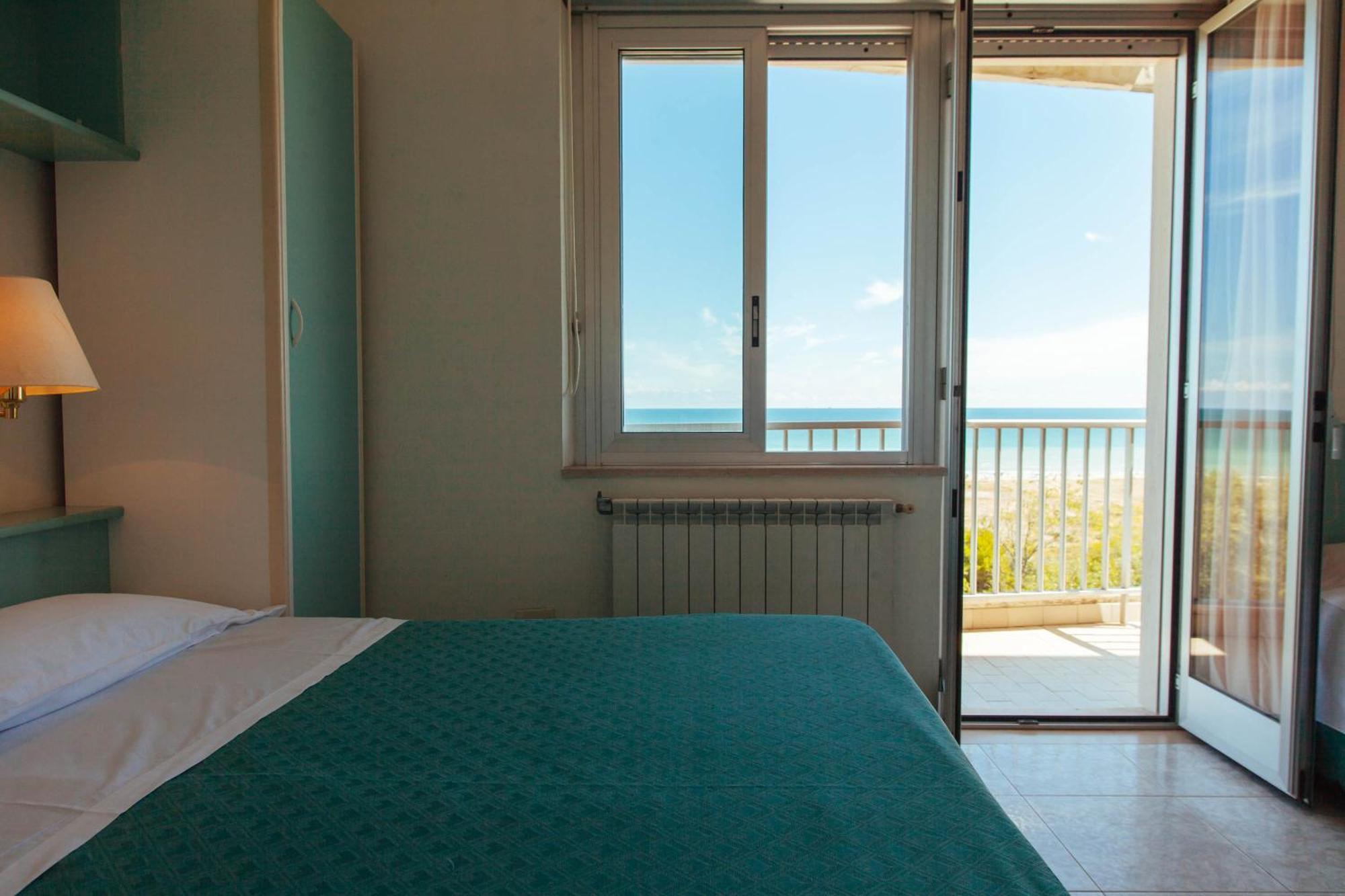 Hotel Perrozzi Васто Стая снимка