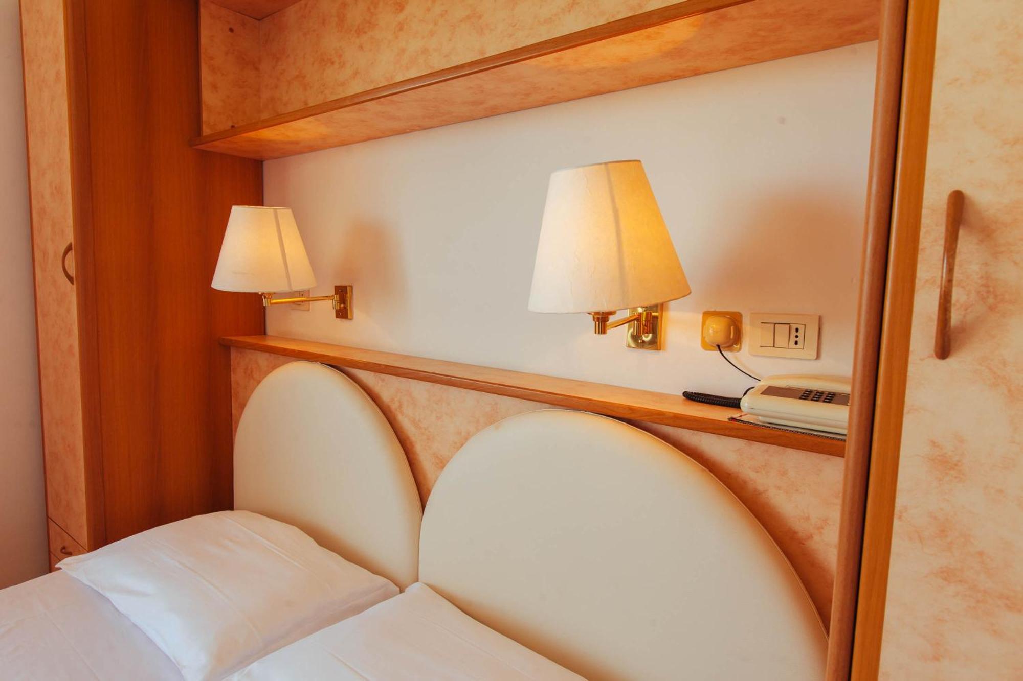 Hotel Perrozzi Васто Стая снимка